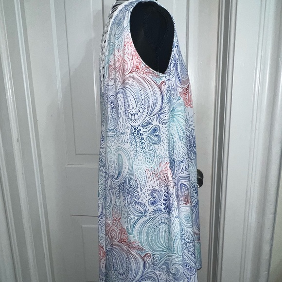 Women's size large Paisley Sleeveless top, shirt, blouse summer tank top paisley - Picture 2 of 7